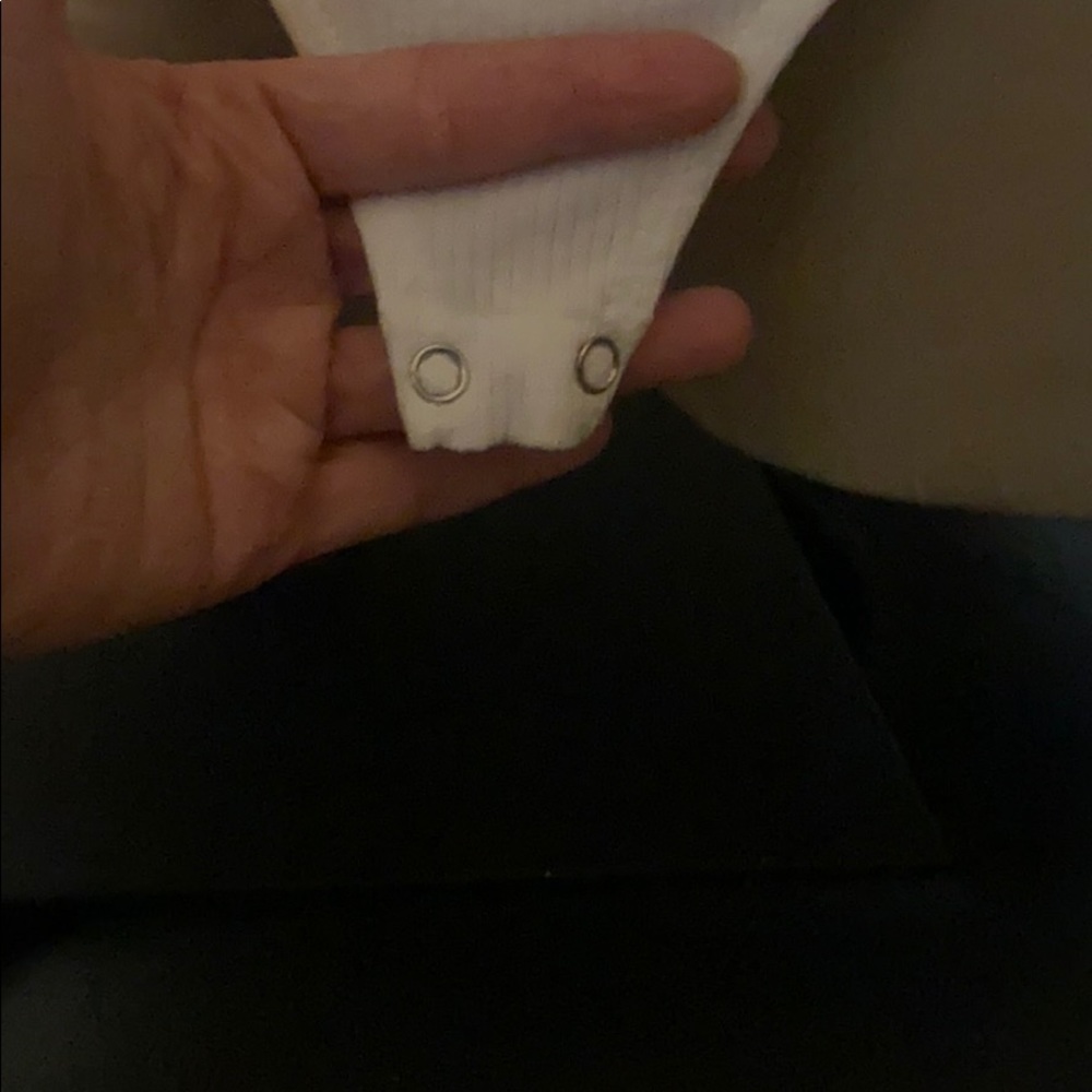 White turtle neck - Picture 3 of 3